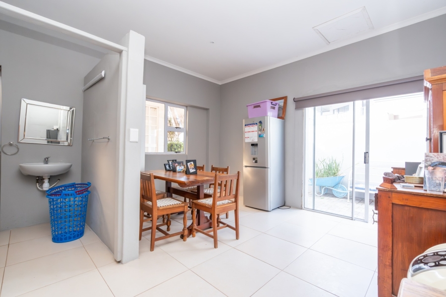 9 Bedroom Property for Sale in Country Club Western Cape